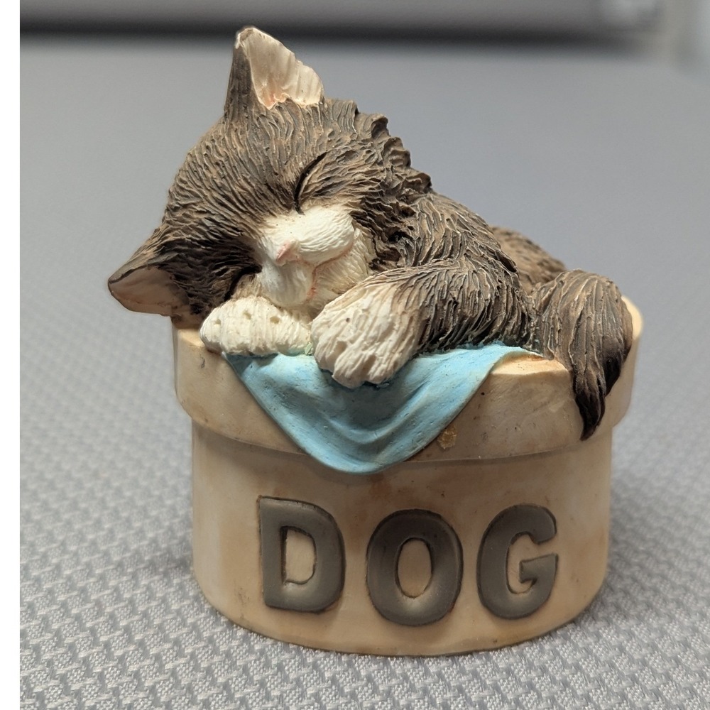 VTG AGC Sleeping Cat in Dog Bowl Figurine Brown Tabby Resin Collectible Adorable